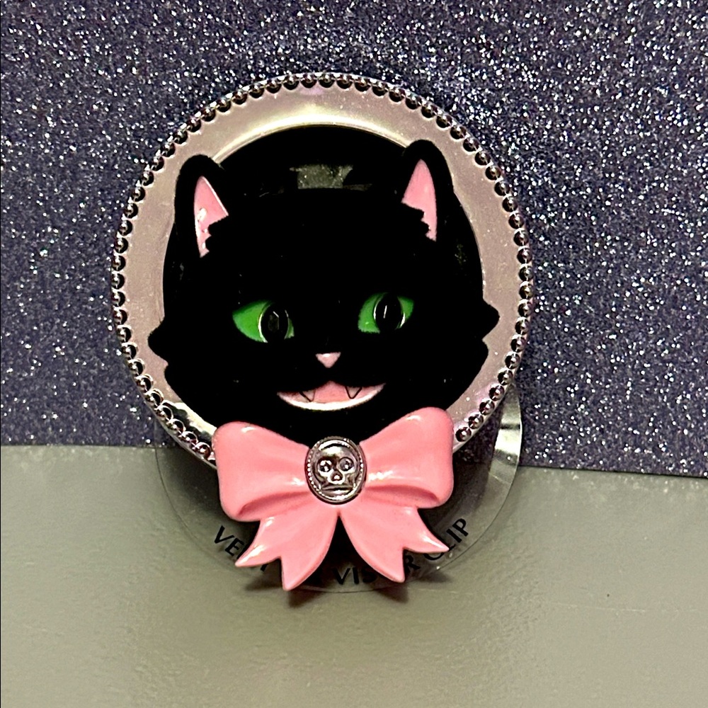 Bath & BodyWorks Spooky Cat car fragrance Vent/Visor Clip